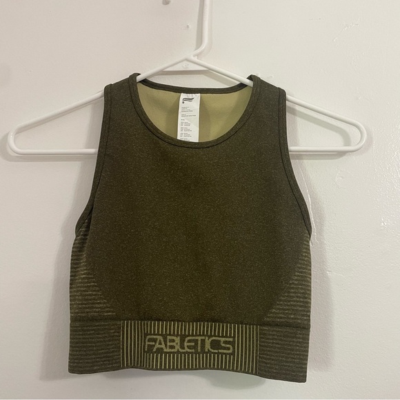 Fabletics Seamless Low Impact Sport Stripe Bra - Picture 5 of 7